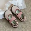 Sandálias Esportivas de Verão 2026 para Meninas, Sapatos de Rede Simples para Crianças e Estudantes, Sapatos Aquáticos Macios e de Secagem Rápida para Meninos