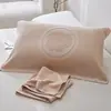 Toallas de Almohada de Algodón Puro Estilo Antiguo, un Par, Anti-Aceite, Toallas de Almohada de Algodón de Alta Calidad, Universales para Todas las Estaciones, Almohadillas Antideslizantes para Almohadas