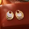Pendientes de Nácar Natural Multicapa Inspirados en el Diseño con un Toque de Lujo, Estilo Minimalista de Nicho a la Moda, Clips para Orejas Dorados en Cobre para Mujer