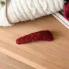 Presilha de Cabelo Coração de Pelúcia Vermelho de Ano Novo para Mulheres 2026 Novo Estilo Presilha BB de Alta Qualidade para Franja Acessório de Cabelo