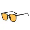 Gafas de Sol Color Té con Montura Negra para Hombre Protección UV Sombreado Fresco Gafas de Sol Cuadradas Estilo Coreano Gafas Ojo de Gato