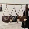 Bolso tipo saddlebag de estilo retro francés, bolso cuadrado pequeño simple, moderno y a la moda, bolso de mano versátil para el uso diario
