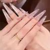 Lágrimas de Beleza Arte de Unhas Rosa Delicada com Gradiente e Toque Luxuoso