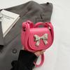 Bolsa Infantil 2024 Nova Candy Color Mini Bolsa Sela Nicho Design Borboleta Mini Crossbody Bag Bolsa Vermelha para Mulheres