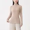 Top plisado Miyake para mujer, cuello semi-alto, corte ajustado, tacto de alta gama, color liso, adelgazante, temperamento, versátil, camiseta de manga larga para mujer