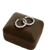 Aretes de Círculo de Metal Lisos para Mujer 2026 Nuevo Estilo Popular Lujo Ligero Gama Alta Nicho Temperamento Único Pinzas para Orejas Accesorios para Orejas