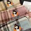 Bufanda de Punto con Borlas, Cuadros y Bordado de Pingüino Lindo para Mujer, Engrosada para Invierno, Chal y Calentador de Cuello Cálido y Versátil