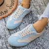 Colección de verano 2026: Estilo europeo y americano, zapatos para mujer de talla grande, ligeros y cómodos, zapatos casuales de suela plana, estilo versátil con cordones