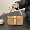 Nuevo Bolso Pequeño Retro Mate de Alta Gama Otoño e Invierno 2025 Bolso Cruzado Versátil para Mujer Bolso de Hombro a la Axila de Moda