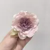 Pinza para el cabello con flor de peonía antigua de alto valor, nueva, con clip lateral de hada, tocado con flores, accesorios de ambiente, accesorios para el cabello con foto