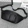 Bolsa de Pecho para Hombre Estilo Japonés Nicho Simple Ligera para Ciclismo Pequeña Bolso Cruzado Simple Bolso Cruzado de Película de Cuero Resistente al Agua
