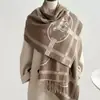Bufanda y chal de hilo de mecha para otoño e invierno europeo y americano, doble uso para estudiantes japonesas y coreanas, prenda exterior decorativa para aire acondicionado, bufanda cálida para cuello para transmisiones en vivo