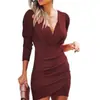 Vestido ajustado de manga larga de color liso con cuello en V para discoteca, adelgazante para la cintura, transfronterizo Europa y Estados Unidos 2021, vestido de fibra de poliéster