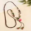 Collar con colgante de campana de mariposa de cerámica de estilo étnico retro para mujer, diseño nuevo y moderno, cadena larga para suéter, accesorios