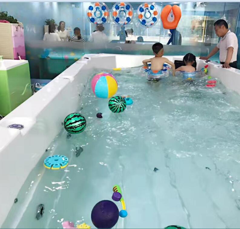 游泳