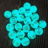 Cuentas de Piedra Luminosa con Mantra de Seis Sílabas, Perlas Nocturnas Brillantes, Cuentas Redondas Estampadas en Oro Grabadas por Computadora, Perlas Nocturnas en Sánscrito, Fluorita