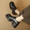 Zapatos de Piel de Primera Capa con Punta Redonda y Suela Gruesa de Nuevo Estilo 2026 ~ Zapatos de Cuero Blancos Rotos con Cordones Empalmados y Tacón Alto Grueso para Viajar
