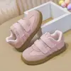 Zapatillas de entrenamiento alemanas para niñas 2026 nuevo modelo versión estudiante zapatos para niños primavera/verano zapatillas deportivas zapatillas zapatos casuales para niñas pequeñas
