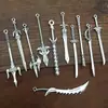 Set Mixto de 20 Colgantes de Espada, Pulseras Creativas Hechas a Mano para DIY, Collares, Llaveros, Pequeños Accesorios Colgantes