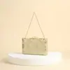 Estilo Xiao Xiang de alta gama, nuevo bolso pequeño de moda, nuevo al por mayor, incrustado de diamantes, personalidad, cadena de metal, bolso de hombro, generación transfronteriza