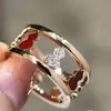 Anillo de Calabaza Roja de Alta Gama Transfronterizo para Mujer, Elegante y Estiloso Anillo para Dama con Baño de Oro V 18K, Diseño Creativo de Nicho