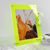 Decoração de moldura de acrílico pequeno livro vermelho TikTok novo moldura de foto criativa simples moldura de cristal transparente colorido