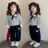 Traje de Primavera y Otoño para Niña 2025 Nuevo Moda para Bebé Niña Estilo Universitario Casual Sudadera Dibujos Animados Otoño Conjunto de Dos Piezas Tendencia