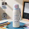 Novo copo de água saltitante infantil com visual moderno, copo térmico de aço inoxidável 316, copo portátil com canudo e alça para meninos e meninas