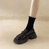 Outono 2024 Novos Sapatos de Couro Pequenos Sapatos Femininos Estilo Britânico Preto Plataforma Sola Grossa Retrô Mais Fácil de Combinar Mocassins Slip-On