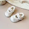 Elegantes Zapatos Mary Jane para Niñas Moda Zapatos con Forro de Terciopelo y Piel Nueva Llegada Otoño/Invierno 2026 Velcro Suela Suave Zapatos de Algodón Estilo Princesa