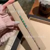 Venta al por mayor del fabricante Xiaohongshu Pulsera Natural de Jade Verde Cubo de Azúcar Plata S925 Nuevo Estilo Chino Diseño de Lujo Ligero