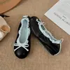Mocassins Femininos 2026 Novo Estilo Laço Aumento de Altura Xadrez para o Trabalho Solado Macio Salto Baixo, Sapatilhas Femininas, Sapatos Náuticos, Sapatilhas de Ballet