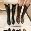 Botas altas de estilo británico para otoño e invierno 2026, adelgazantes, de punta fina, con tacón grueso, hasta la rodilla, botas de equitación/biker para mujer