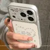 Adequado para capas de celular Apple 17 Pro Max, Apple 16 Plus e Apple 15; design personalizado de desenho animado com padrão de glitter em formato de coração e um pequeno pônei