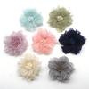 Broche de flor de tela hecho a mano fresco pequeño temperamento femenino hilo de seda ramillete nicho alto sentido del diseño accesorios pin