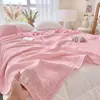 Manta de sofá modelo nuevo 2025 al por mayor, manta de algodón puro para siesta de verano, colcha de toalla de gasa de burbujas 100% algodón