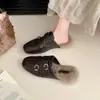 Pantuflas de felpa estilo británico 2026 con punta cuadrada, para mujer, para usar en exteriores en otoño e invierno con hebilla de cinturón