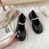 Sapatos de couro retrô francês estilo britânico para mulheres 2023 primavera novos Pearl fada sapatos de camada única com fundo grosso Mary Jane
