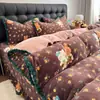 Juego de ropa de cama de cuatro piezas de leche de alto gramaje, juego de funda de edredón cálida de doble cara de coral con pompón para invierno.