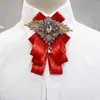 Banquete de Bodas para Hombre de Gama Alta Estilo Británico Lazo Flor de Pedrería Cuello Florido Corbata de Lazo Traje Formal Cuello Flotante Profesional Flor