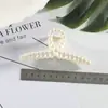 Pinza Elegante Estilo Francés para Cabello de la Parte Trasera de la Cabeza Tamaño Grande Clip de Perla de Imitación Estilo Coreano Simple Lindo Pinza de Tiburón Garra para Cabello