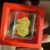 Oro Puro 999 Mismo Estilo que Shuibei Dios de la Riqueza Fortuna Pegatina para Teléfono Móvil 2mg Caja de Regalo Promoción de Transmisión en Vivo Tienda de Oro Regalos al Por Mayor