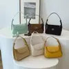 Otoño e Invierno 2025 Nuevo Bolso Casual de Color Sólido Simple para Otoño Bolso de Hombro Cruzado Bolso Elegante de Nicho de Alto Valor