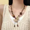 Nuevo collar largo tejido de madera floral estilo chino para mujer, accesorio retro bohemio estilo étnico de viaje de Yunnan