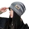 Gorro de punto para mujer de otoño e invierno con bordes enrollados, versátil, cálido y resistente al frío, adecuado para cabezas grandes, cubreorejas y diseñado para mantener la cabeza caliente