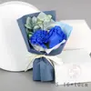 Día de San Valentín Día del Maestro Mini Ramo de Claveles Rosas de Jabón Caja de Regalo Souvenir con Regalos a Juego
