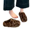 Pantuflas de suela gruesa y esponjosas para mujer, nuevo estilo de invierno 2026, forradas de felpa y engrosadas, con diseño de punta cerrada