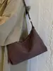 Yue Zi 2026 Otoño Temprano Nuevo Bolso Retro Bajo el Brazo Bolso de Mujer Moda Remache Bolso de Hombro Único Bolso Cruzado Casual de Gran Capacidad
