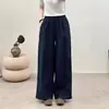 Artísticos y versátiles, estos pantalones anchos de algodón y lino bordados con diseño calado retro son perfectos para mujeres en verano.. Son de corte holgado, casuales y presentan un diseño de pierna recta, lo que los convierte en una opción de moda.