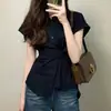 Camisa Negra de Cuello Alto Manga Corta Estilo Francés para Mujer Primavera Camisa Adelgazante Hermoso Top Súper Atractivo